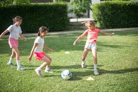 揭秘“博彩移民”：为什么有人为了更低的抽水选择举家搬迁。（低抽水诱惑下的“博彩移民”：为何有人举家搬迁？）